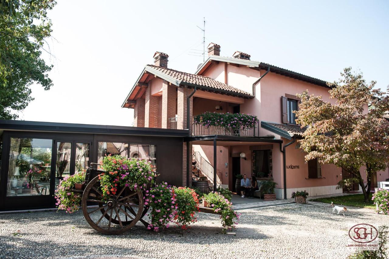 San Giacomo Horses & Agriturismo Arluno Luaran gambar